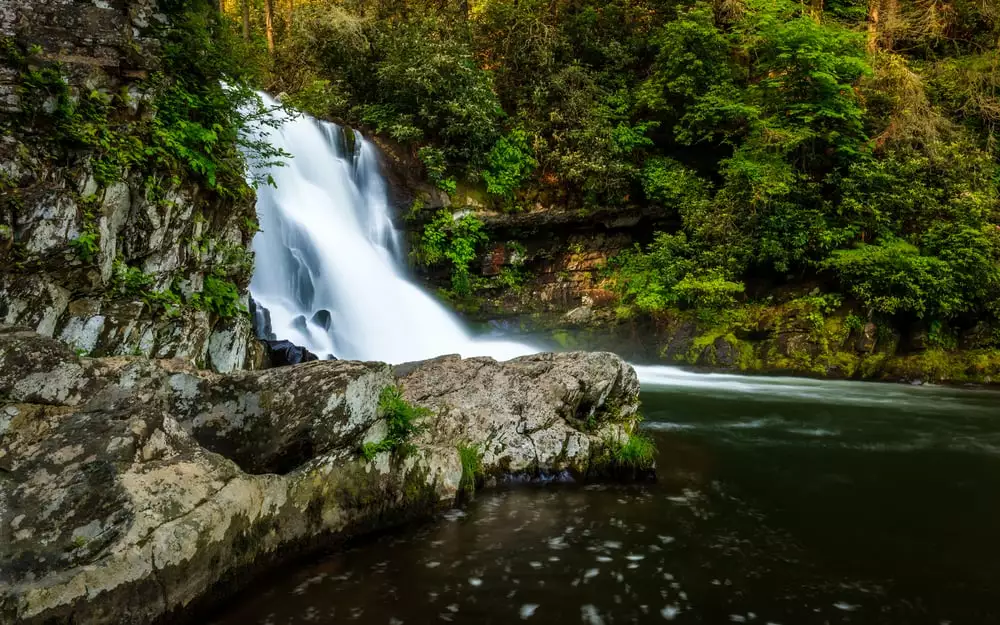 abrams falls in the Smoky Mountains