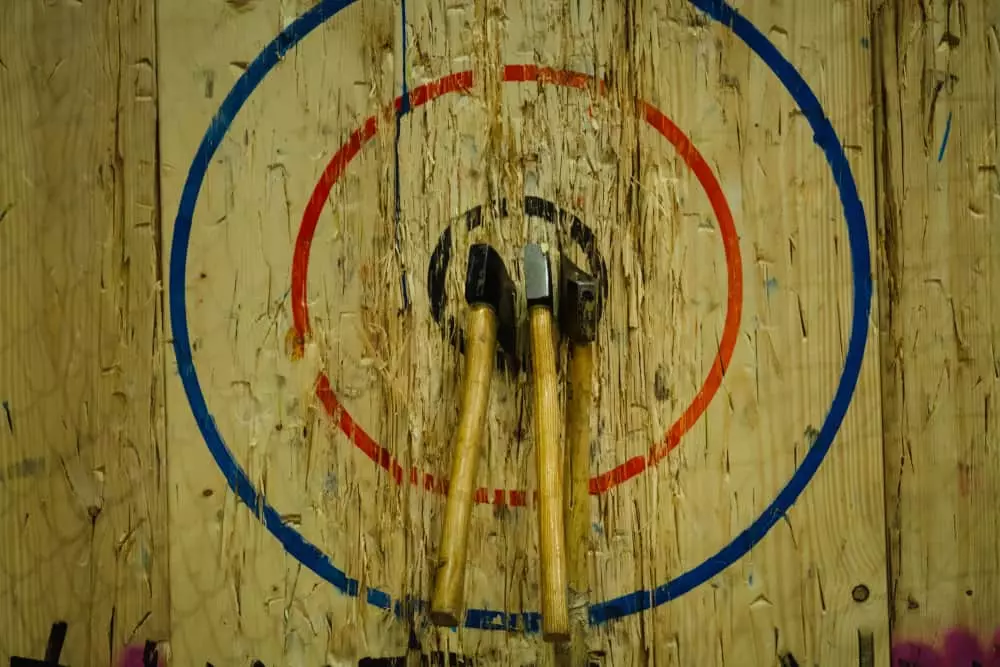 axe throwing