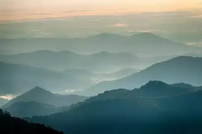 Beautiful photo of the Great Smoky Mountains.