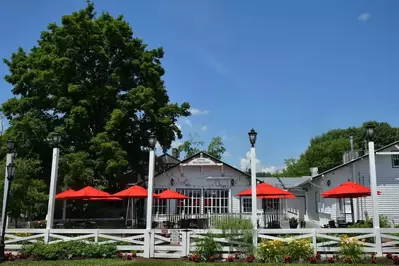 applewood farmhouse restaurant for breakfast in gatlinburg tn