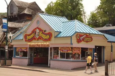 Fannie Farkle's arcade in Gatlinburg