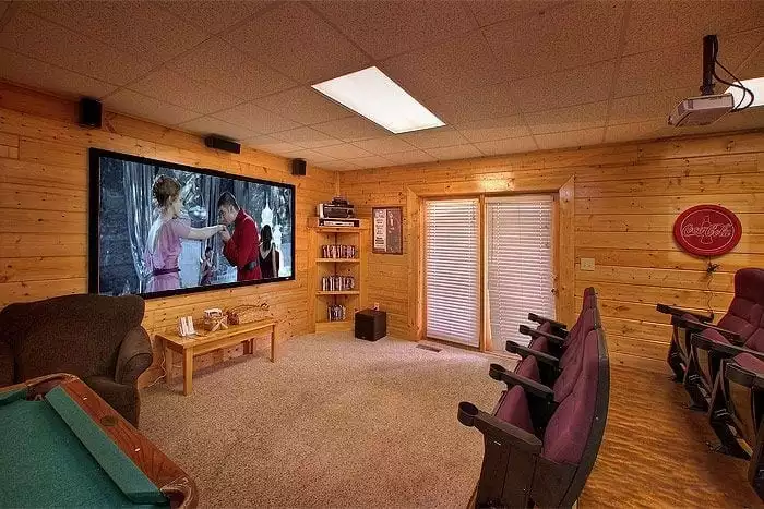 The theater room at the Hollywood In The Hills cabin.