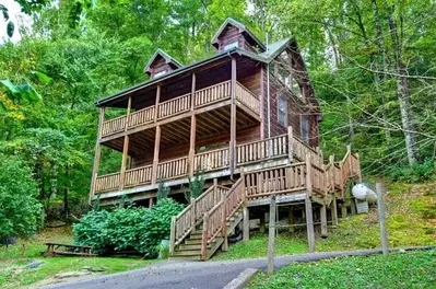 Cabin Of Dreams Smoky Mountain Fishing Cabin