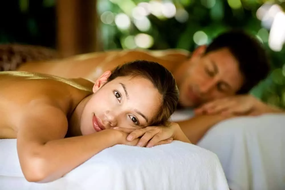 couples massage in Gatlinburg