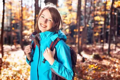 woman hiking in the Smoky Mountains fall