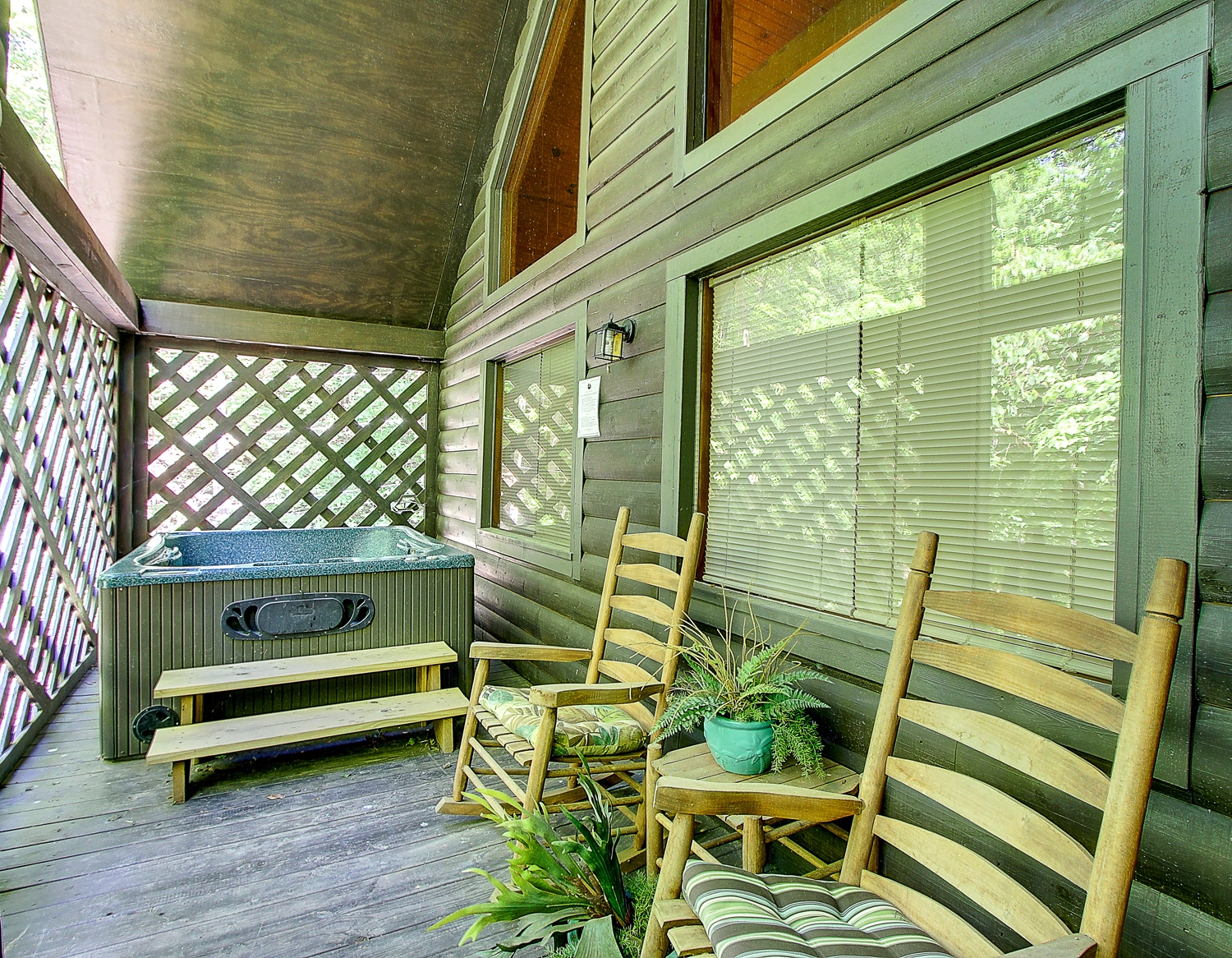 3 Bedroom Cabin Rental in Sevierville Bear Paw