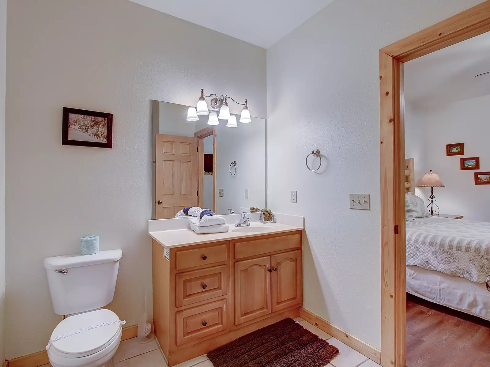 BATHROOM 2