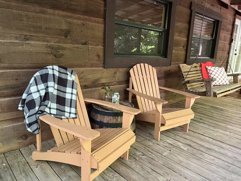 COZY TIME CABIN