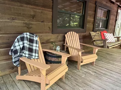 COZY TIME CABIN