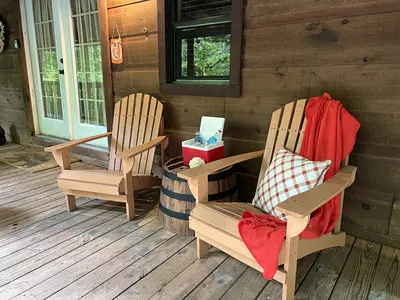 COZY TIME CABIN