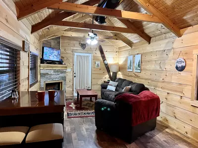 COZY TIME CABIN