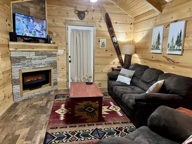 COZY TIME CABIN