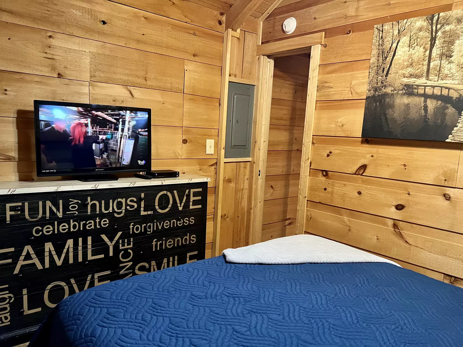 COZY TIME CABIN