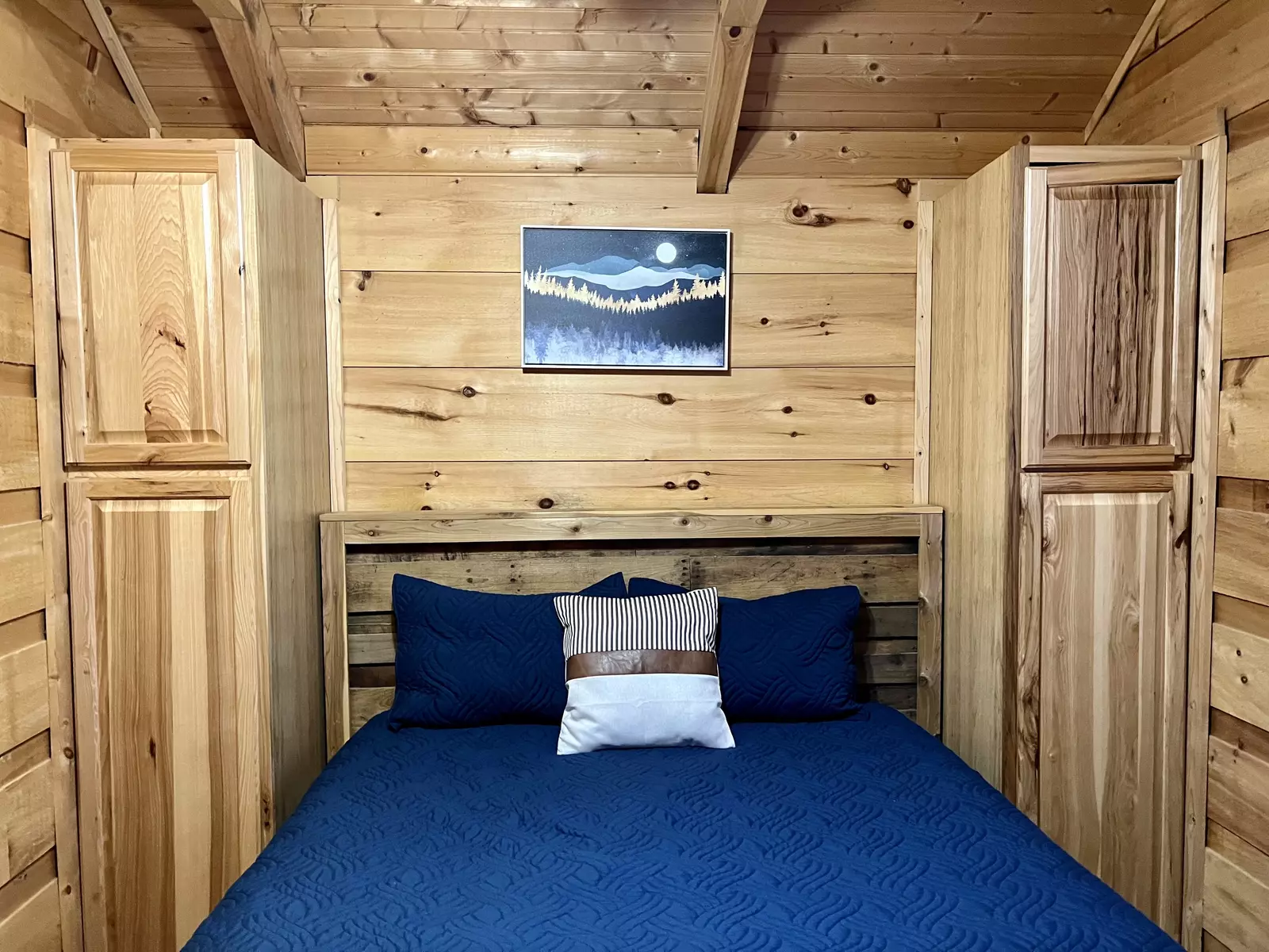 COZY TIME CABIN