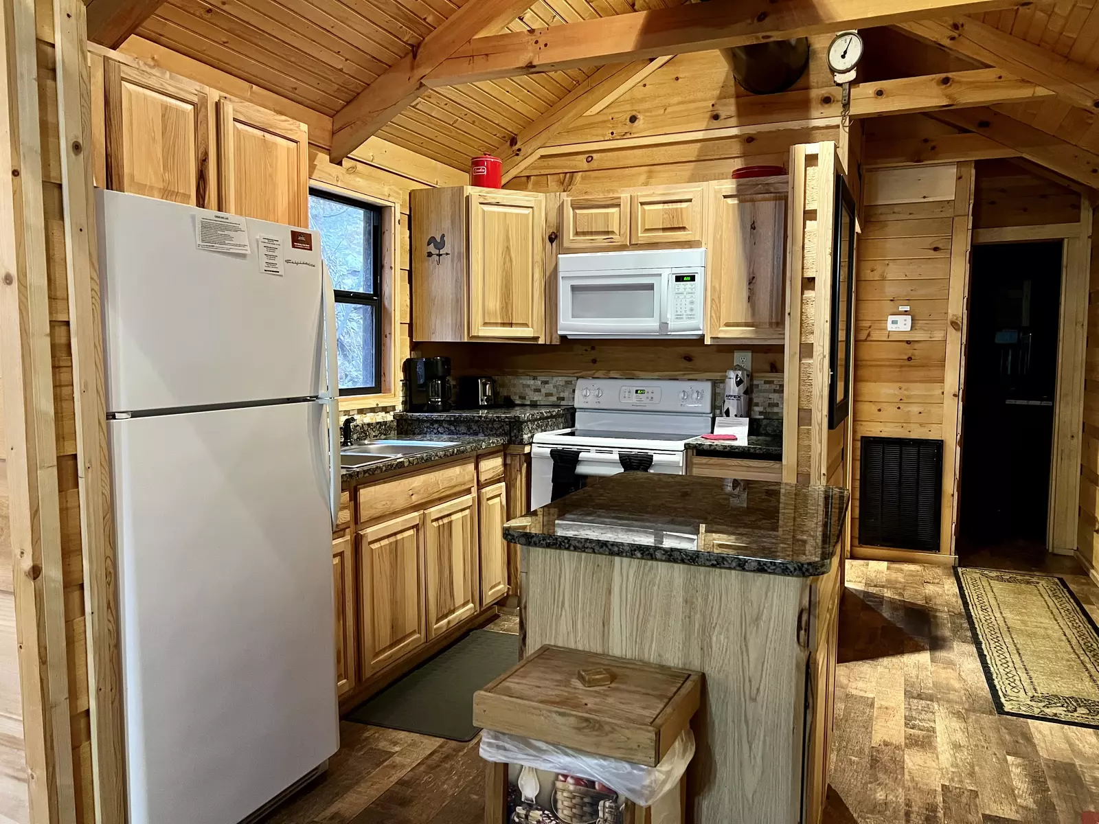 COZY TIME CABIN