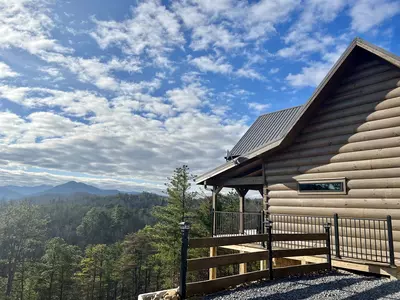 CABIN ON THE ROCKS