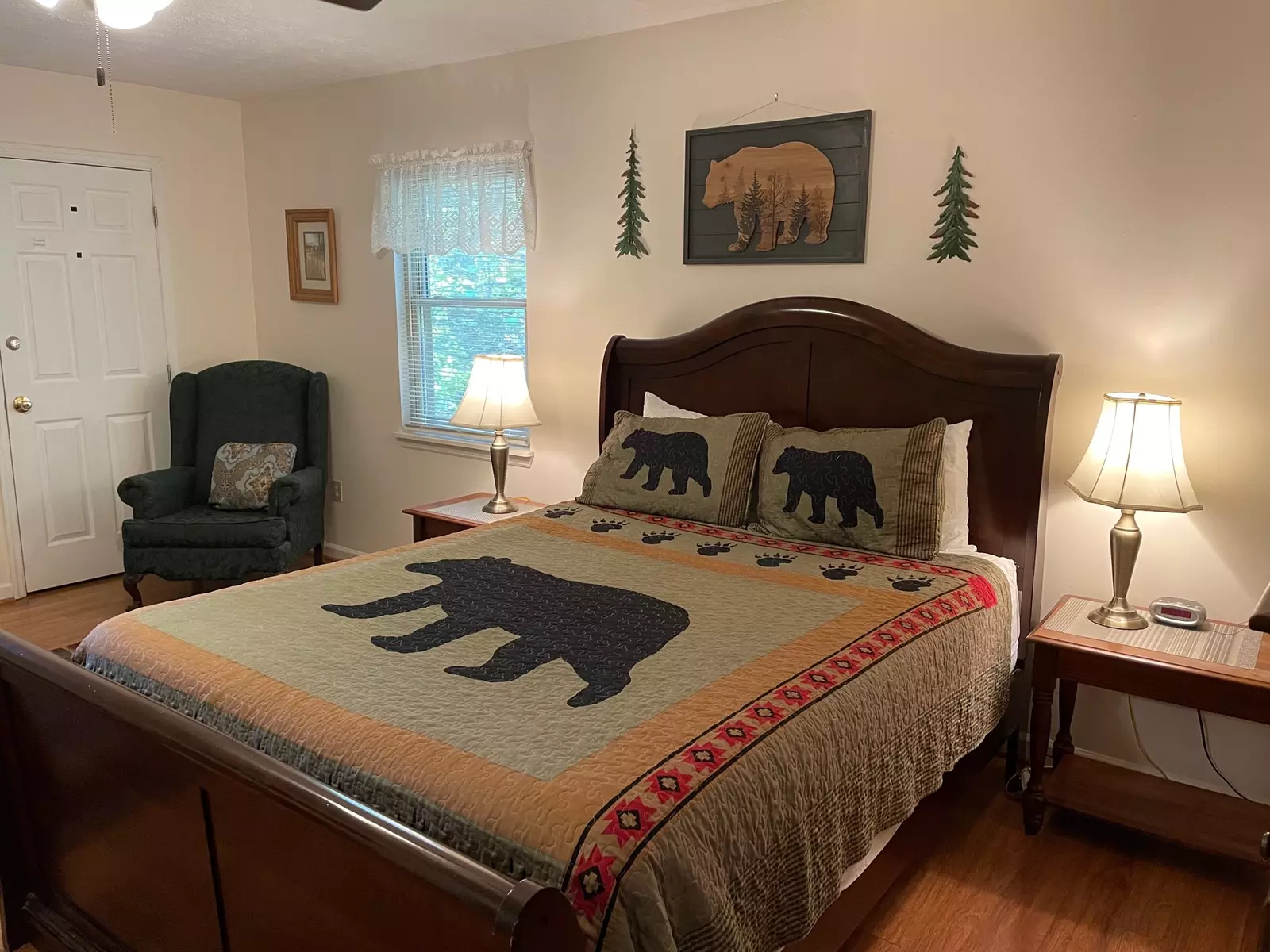 EVERGREEN LODGE