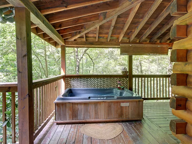 HOT TUB