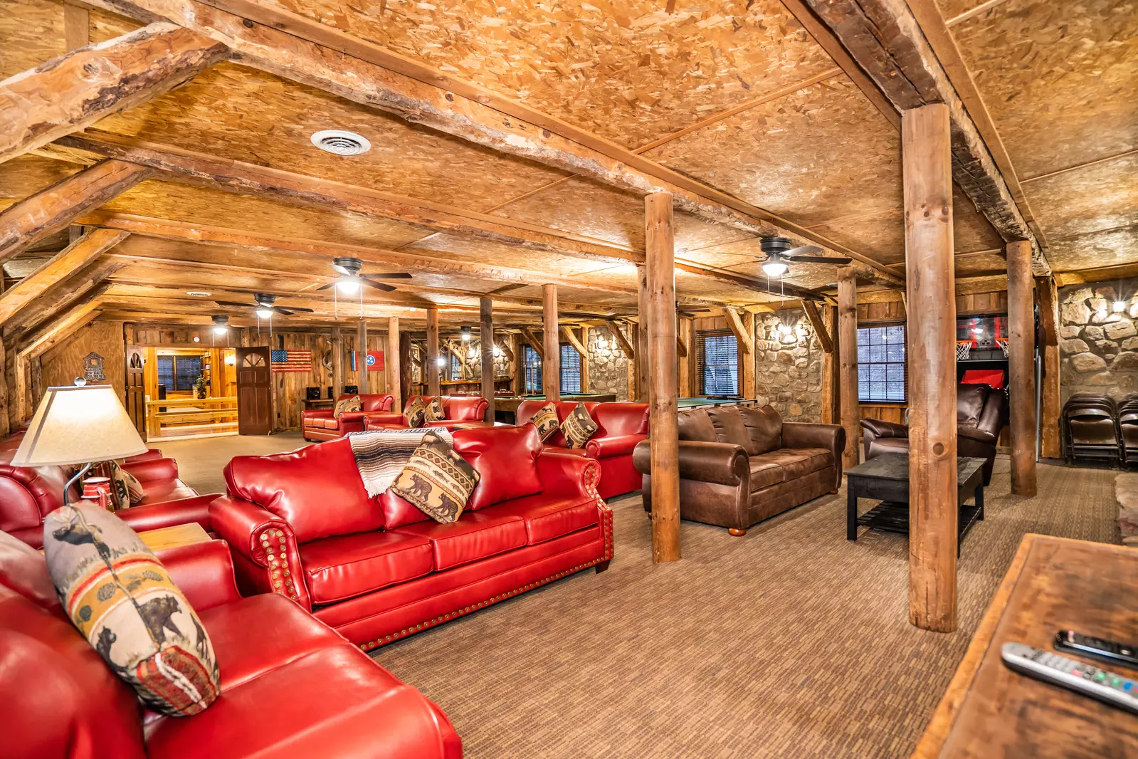 4 Bedroom Cabin Rental in Sevierville Sky Harbor Lodge