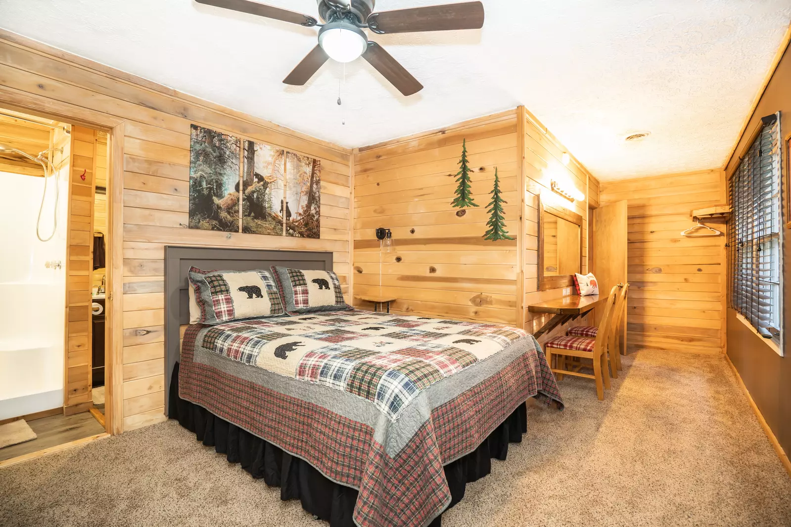 4 Bedroom Cabin Rental in Sevierville Sky Harbor Lodge