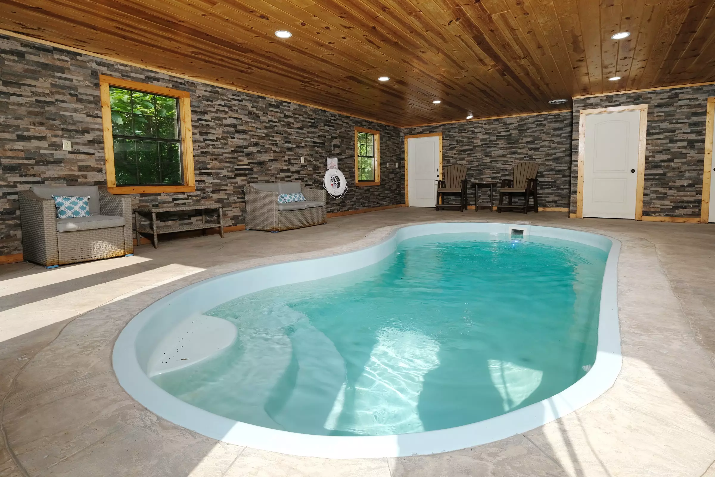 6 Bedroom Cabin Rental In Sevierville On Top Of The World 6-bedroom-cabin-rental-in-sevierville-on-top-of-the-world