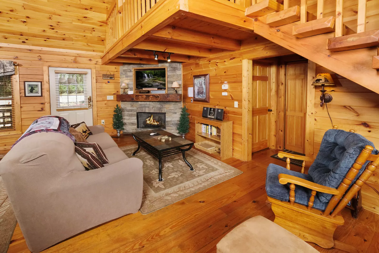 NESTLED INN