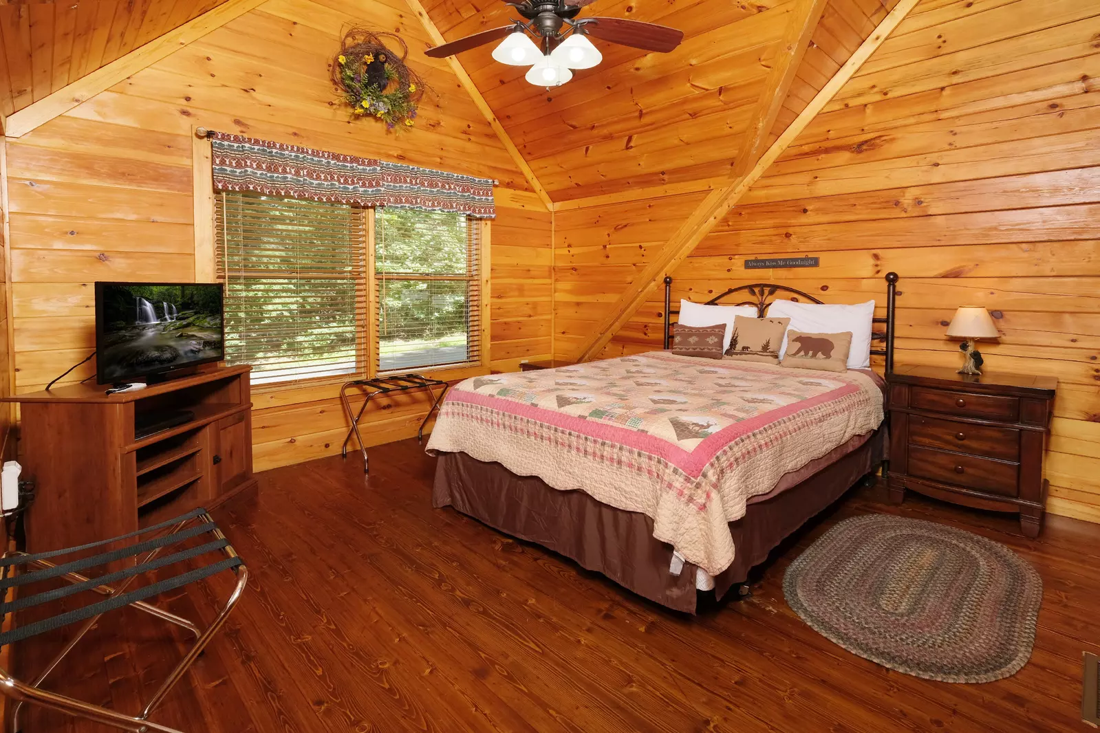 NESTLED INN