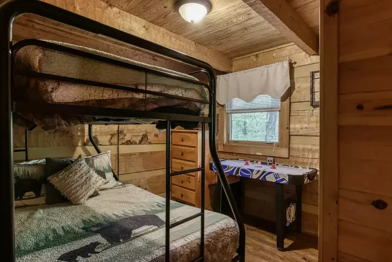 ROMANTIC HIDEAWAY