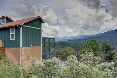 awesome views is one of our top gatlinburg cabins with mountain views