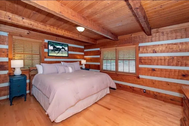 3-bedroom cabin