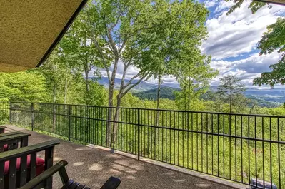 breezeway is one of the best Smoky Mountain Cabins for Large Families