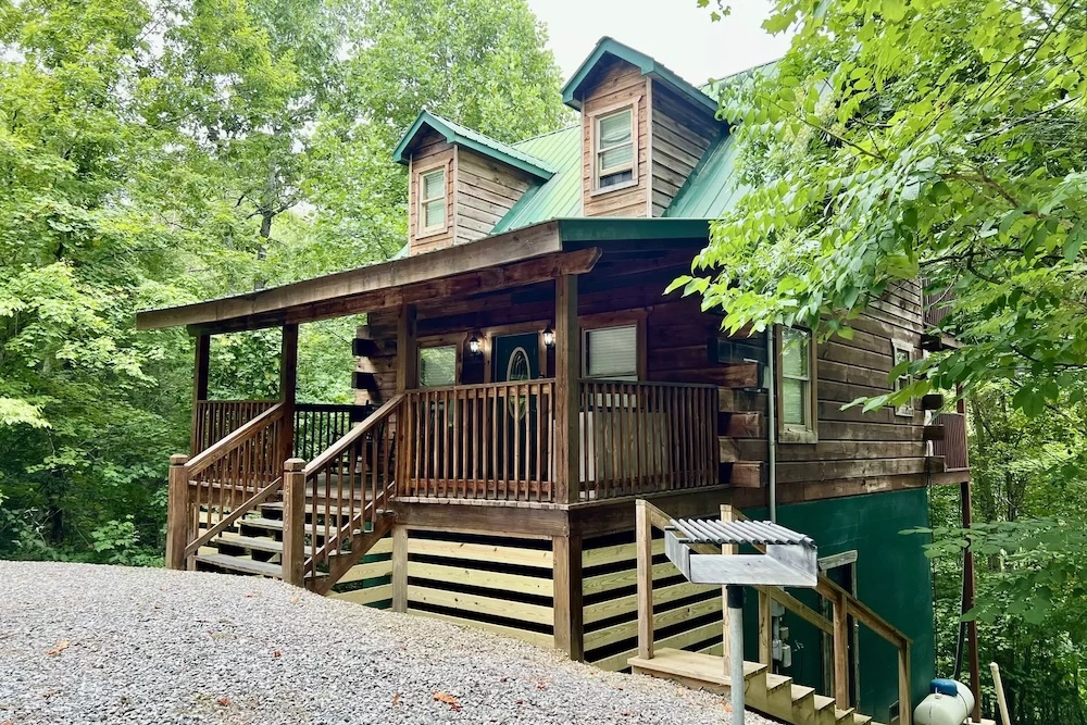 beary in love is one of our top 1 bedroom cabins in pigeon forge