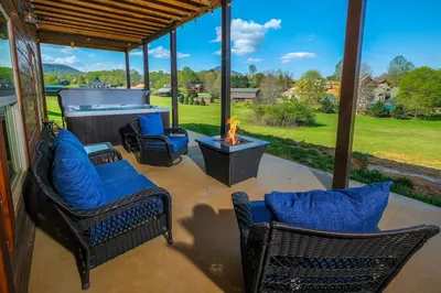 valley vista cabin in Pigeon Forge