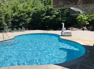 MOUNTAIN LOOKOUT LODGE