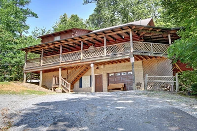 Medicine Man is one of the best 2 bedroom cabins in Sevierville