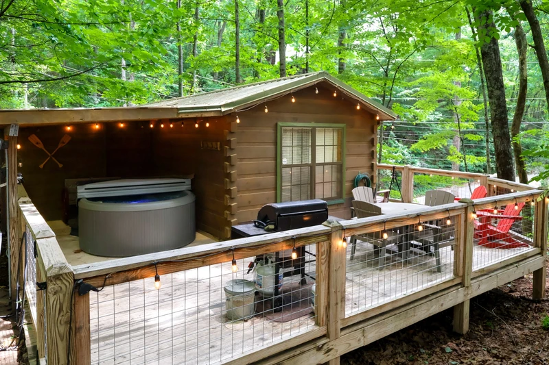 GOOD AURA CABIN