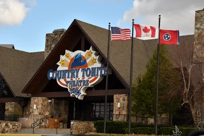 country tonite is one of the best shows in Pigeon Forge TN