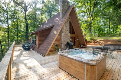 heathers hideaway is one of our 3 bedroom cabins in Gatlinburg