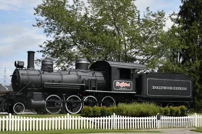 dollywood express is one of the best things to do in Dollywood