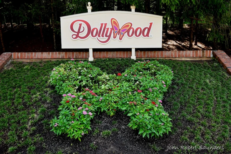 there are many things to do in Dollywood