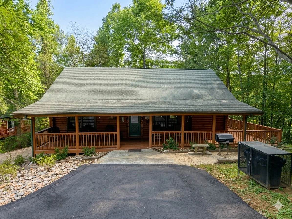 8 Bears Lodge