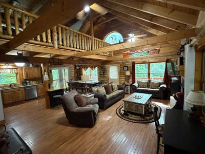8 Bears Lodge