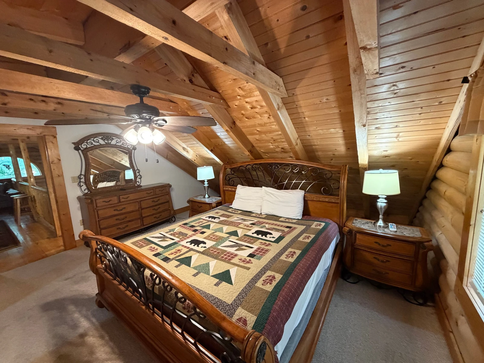 8 Bears Lodge