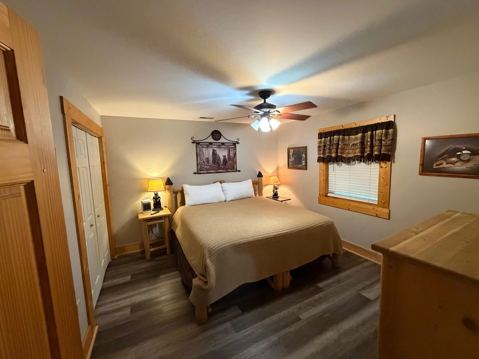 8 Bears Lodge