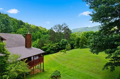 hibernation station is one of our Pigeon Forge cabins near the Parkway