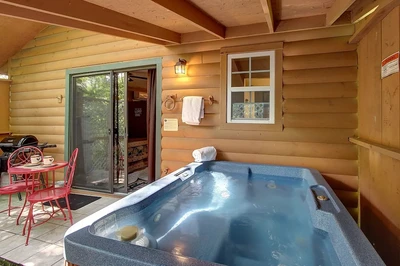 gospel getaway is one of our Pigeon Forge cabins near the Parkway