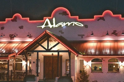 the alamo steakhouse is one of the most romantic restaurants in Pigeon Forge