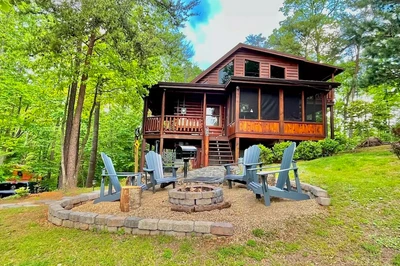 smokyview seclusion is an Auntie Belham's Smoky Mountain luxury cabin rental